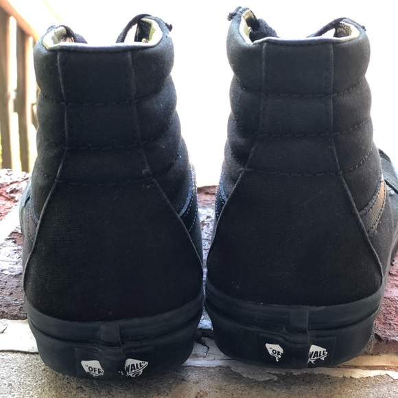 Vans off the wall - Picture 2 of 3